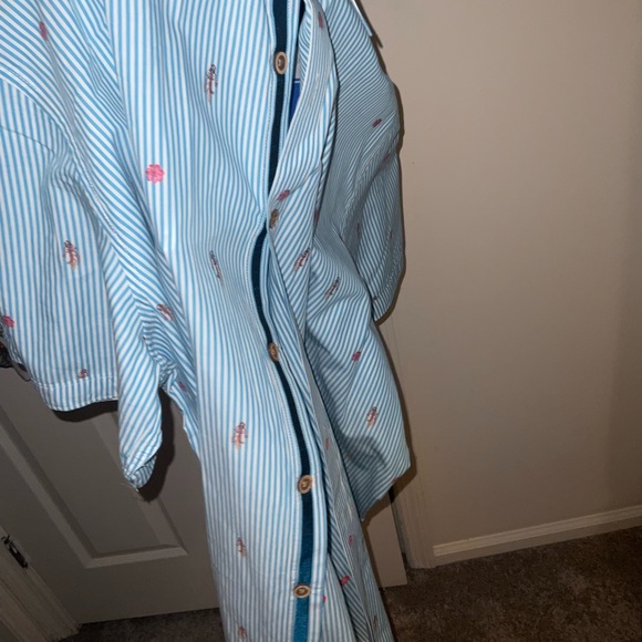 2 Robert Graham button ups 2xl & 3xl - Picture 7 of 13